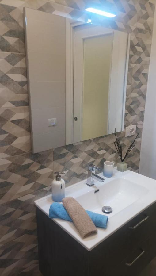B&B Nicolai Centrale Bari Exterior foto
